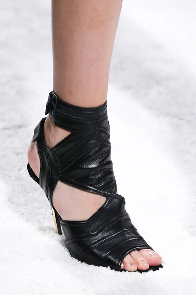 Look 27